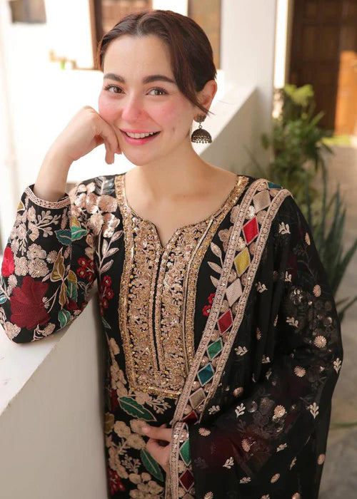 3 Piece Embroidery Hit Code By Hania Amir