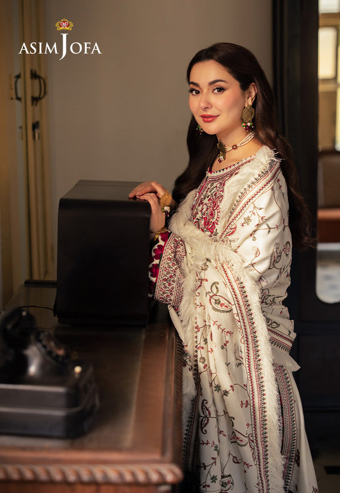 3 Piece Embroidery Suit by Hania Amir